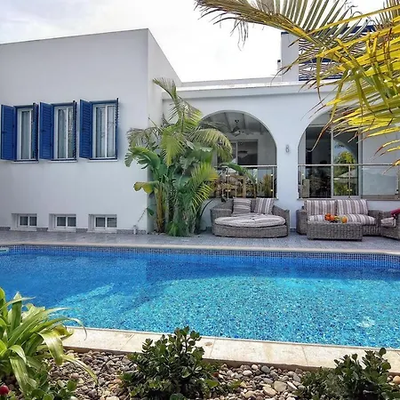 Seafront 3 Bedroom Medea With Private Pool And Garden. Villa *