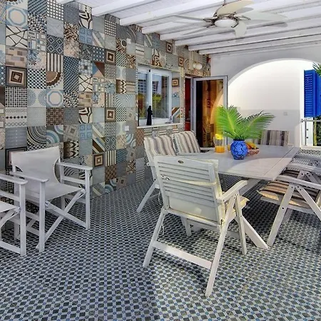 Villa Seafront 3 Bedroom Medea With Private Pool And Garden.