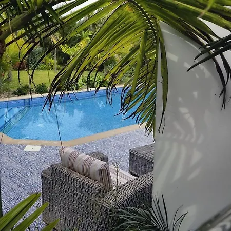 Villa Seafront 3 Bedroom Medea With Private Pool And Garden.